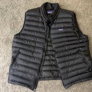 Patagonia men’s xxl down vest
